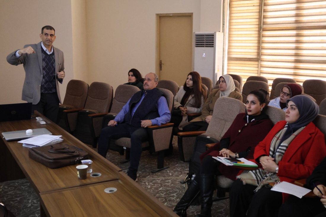 كلية طب المستنصرية تقيم ورشة عمل حول مهارات التواصل لطبيب الأسرة والعائلة كلية طب المستنصرية تقيم ورشة عمل حول مهارات التواصل لطبيب الأسرة والعائلة