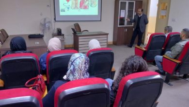 تدريسي في كلية طب المستنصرية يلقي محاضرة علمية حول استخدام جهاز الأكسجة الغشائية خارج الجسم لدى الأطفال تدريسي في كلية طب المستنصرية يلقي محاضرة علمية حول استخدام جهاز الأكسجة الغشائية خارج الجسم لدى الأطفال