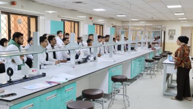 تدريسية في كلية طب المستنصرية تلقي ندوة توعوية عن السلوك الا*نت*حا*ري