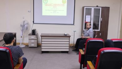 تدريسي في كلية طب المستنصرية يلقي محاضرة علمية عن  تقنية التحفيز الكهربائي العصبي للمعدة في معالجة السمنة المفرطة