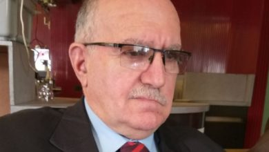 "فرحةُ العيدِ وحكايةُ الحلاقِ"