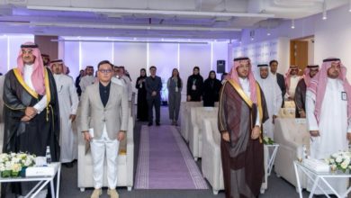 صاحب السمو الملكي الأمير خالد بن سعود الفيصل يزور شركة “سهم كابيتال” ويشهد توقيع اتفاقيات بارزة ويتسلم العضوية الشرفية من الدرجة الأولى صاحب السمو الملكي الأمير خالد بن سعود الفيصل يزور شركة “سهم كابيتال” ويشهد توقيع اتفاقيات بارزة ويتسلم العضوية الشرفية من الدرجة الأولى
