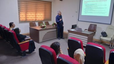 محاضرة علمية في كلية طب المستنصرية عن دور أصباغ الشعر في تحفيز سرطان الثدي في النساء محاضرة علمية في كلية طب المستنصرية عن دور أصباغ الشعر في تحفيز سرطان الثدي في النساء