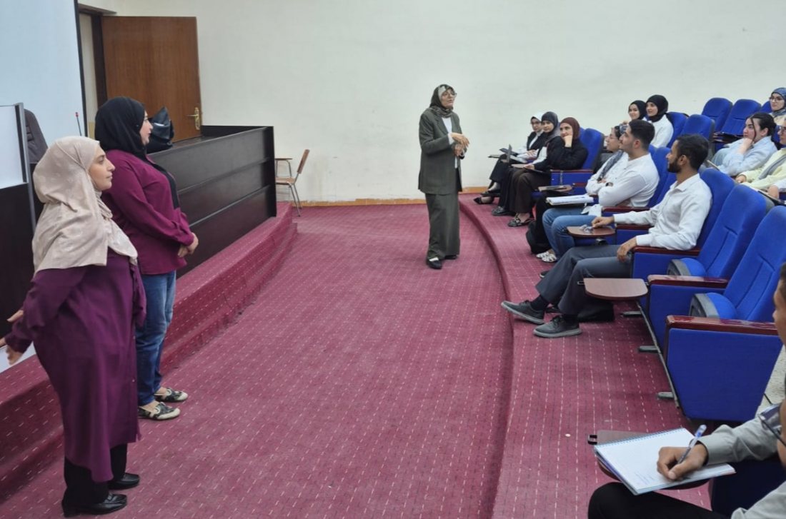 وحدة الارشاد النفسي الجامعي في كلية طب المستنصرية تقيم ندوة توعوية عن القيم الأصيلة وحدة الارشاد النفسي الجامعي في كلية طب المستنصرية تقيم ندوة توعوية عن القيم الأصيلة