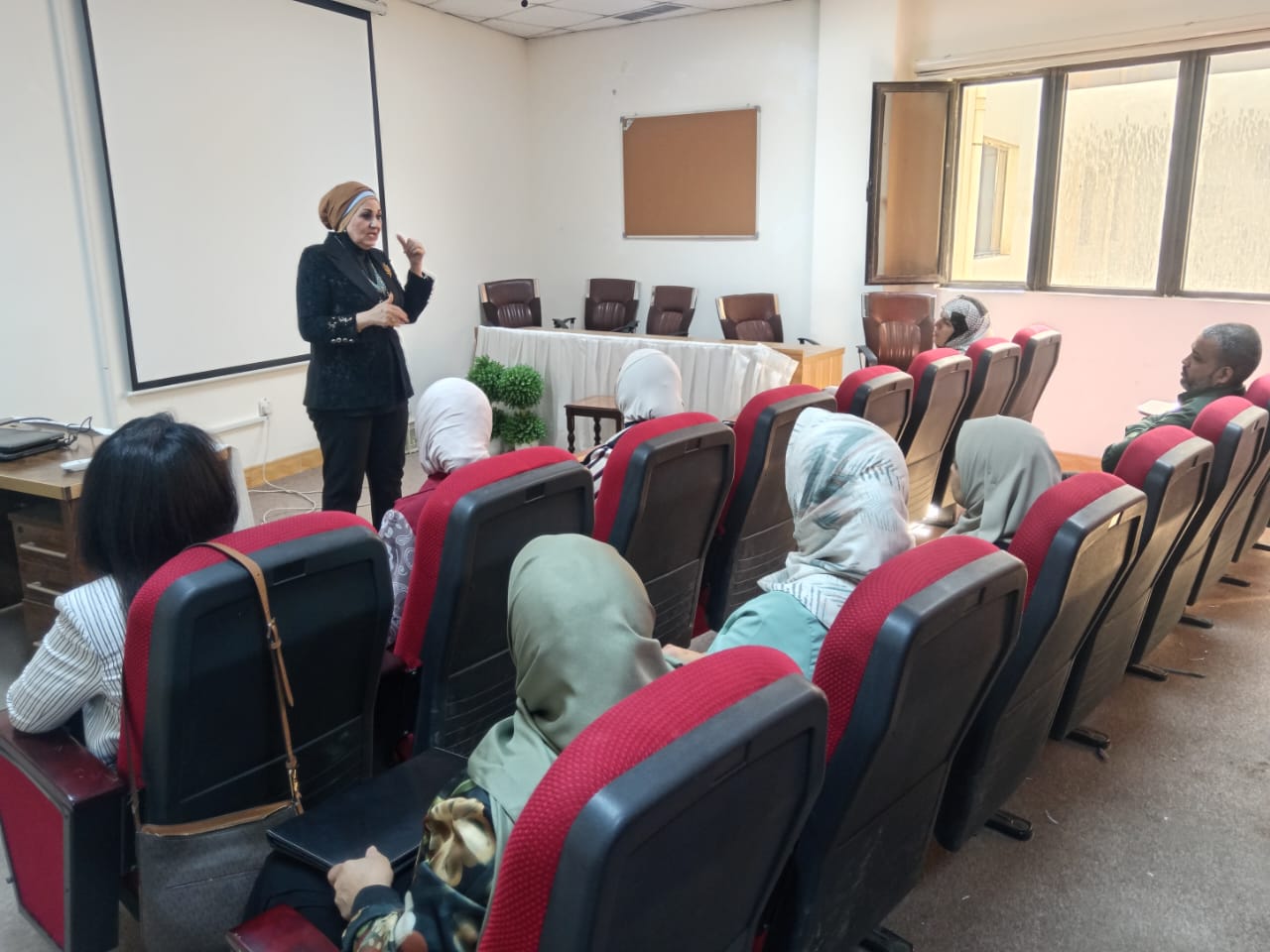 كلية طب المستنصرية تقيم محاضرة علمية عن السمنة ومضاعفاتها الصحية كلية طب المستنصرية تقيم محاضرة علمية عن السمنة ومضاعفاتها الصحية