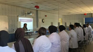 محاضرة تخصصية في كلية طب المستنصرية حول الأمن والسلامة المهنية في المختبرات خط الدفاع الأول محاضرة تخصصية في كلية طب المستنصرية حول الأمن والسلامة المهنية في المختبرات خط الدفاع الأول