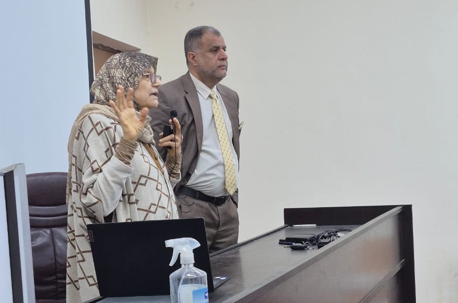كلية طب المستنصرية تقيم ندوة توعوية عن نبذ خطاب الطائفية والتعصب الديني وأثره على المجتمع كلية طب المستنصرية تقيم ندوة توعوية عن نبذ خطاب الطائفية والتعصب الديني وأثره على المجتمع