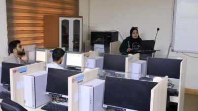 محاضرة توعوية في كلية طب المستنصرية عن الابتزاز الالكتروني ومخاطره على مستقبل الشباب وسبل معالجته محاضرة توعوية في كلية طب المستنصرية عن الابتزاز الالكتروني ومخاطره على مستقبل الشباب وسبل معالجته