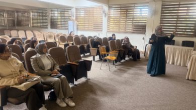 محاضرة علمية في كلية طب المستنصرية عن عدم توافق الزمرة الدموية بين الأم والأب محاضرة علمية في كلية طب المستنصرية عن عدم توافق الزمرة الدموية بين الأم والأب