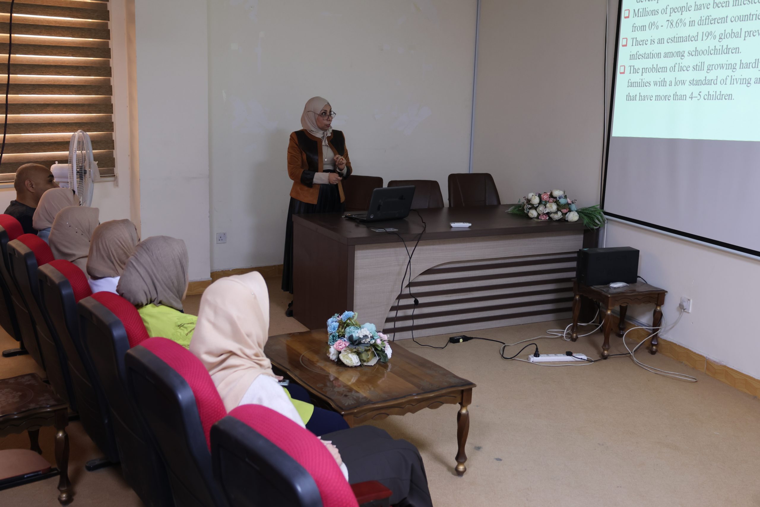 كلية طب المستنصرية تقيم ندوة علمية عن التقمل وغزو القمل كلية طب المستنصرية تقيم ندوة علمية عن التقمل وغزو القمل