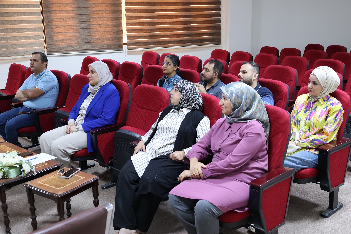 كلية طب المستنصرية تُنظم ورشة عمل عن الهجرة غير الشرعية وأثرها في المجتمع العراقي كلية طب المستنصرية تُنظم ورشة عمل عن الهجرة غير الشرعية وأثرها في المجتمع العراقي