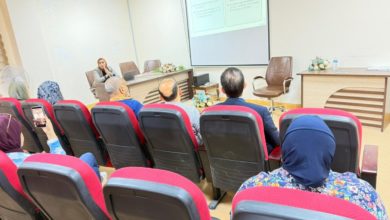 كلية طب المستنصرية تقيم محاضرة علمية عن الطفيلي المائي الخفي ومخاطره على صحة الانسان كلية طب المستنصرية تقيم محاضرة علمية عن الطفيلي المائي الخفي ومخاطره على صحة الانسان
