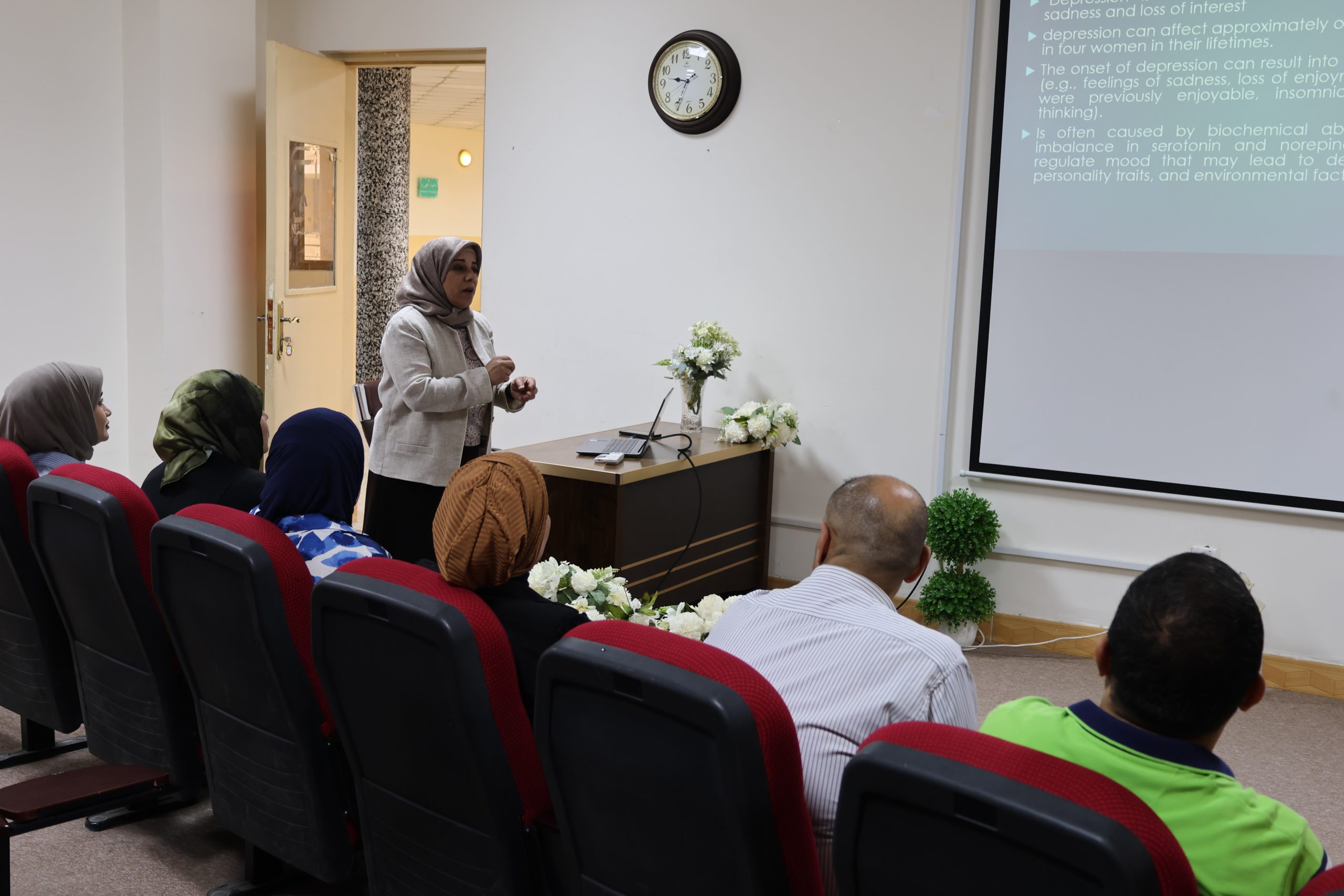 محاضرة علمية في كلية طب المستنصرية عن حالة الاكتئاب المصاحبة لنقص مستوى فيتامين ( د ) في الجسم محاضرة علمية في كلية طب المستنصرية عن حالة الاكتئاب المصاحبة لنقص مستوى فيتامين ( د ) في الجسم