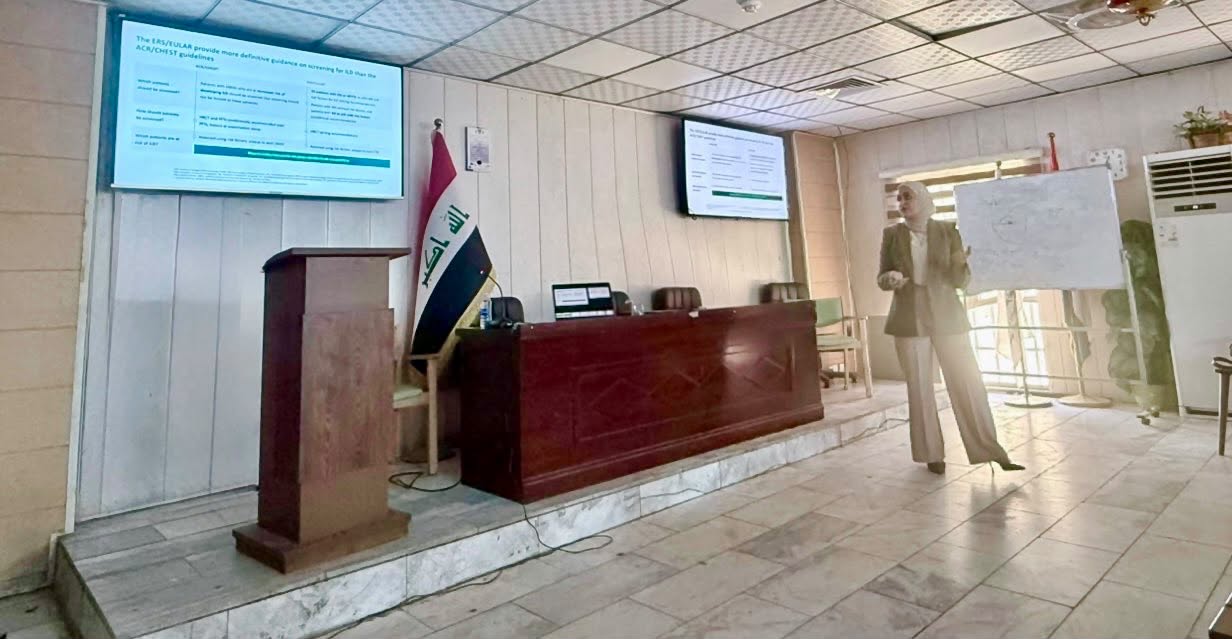 تدريسية في كلية طب المستنصرية تلقي محاضرة علمية عن الأمراض الروماتزمية والمناعية وتأثيرها على التهاب الرئة المناعي تدريسية في كلية طب المستنصرية تلقي محاضرة علمية عن الأمراض الروماتزمية والمناعية وتأثيرها على التهاب الرئة المناعي